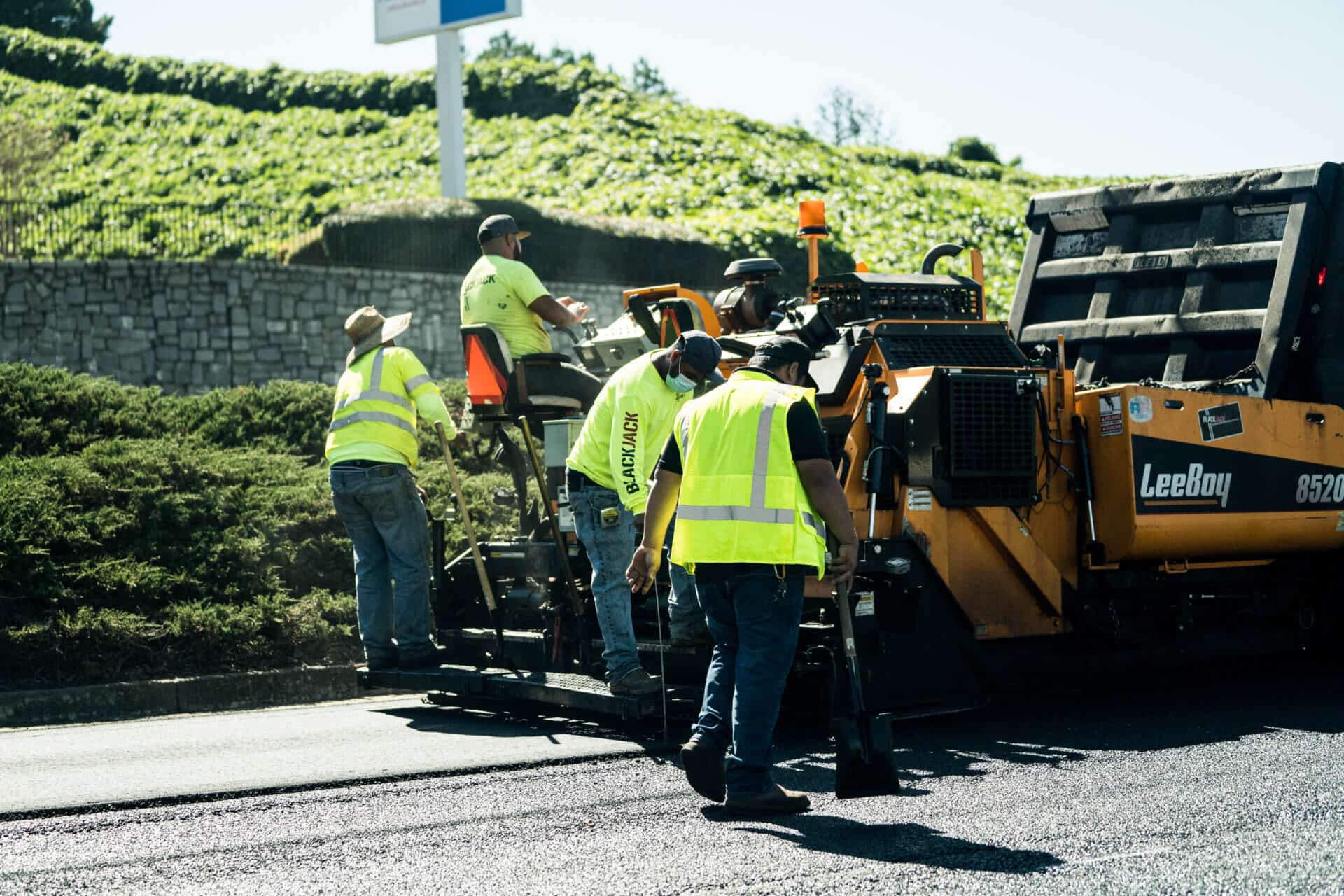 asphalt paving and repair
