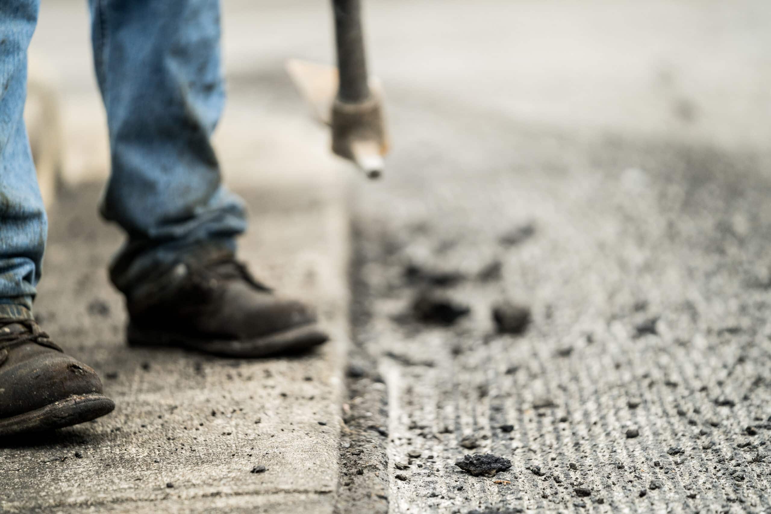Read more about the article Choosing an HOA Paving Company